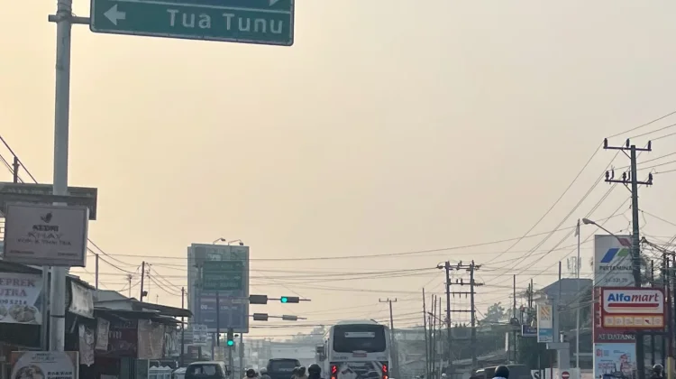 Kabut Asap Tipis Selimuti Sejumlah Wilayah Pangkalpinang