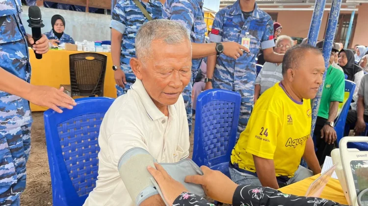 Warga Desa Baru Sambut Positif Bakti Sosial HUT ke-81 TNI
