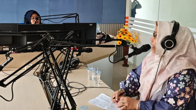 Bukan Cuma Pencari Nafkah, Peran Ayah Kunci Cegah Baby Blues Ibu