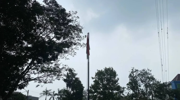 Sempat Dilanda Kabut Asap, Hujan Lebat Turun di Wilayah Belitung