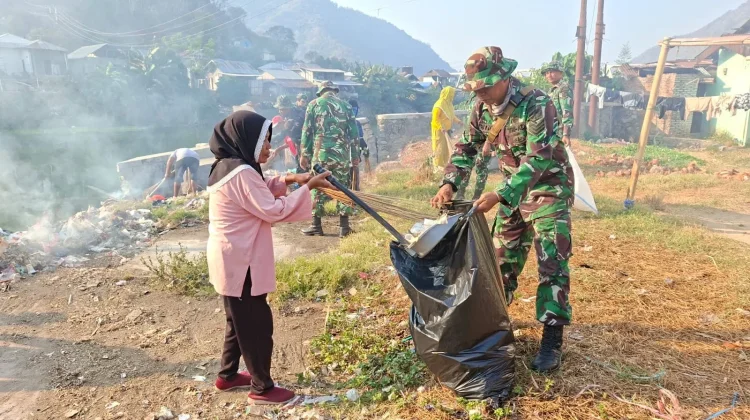 Antusiasme Masyarakat di Ngupi Pagi RRI Sambut HUT ke-81 TNI