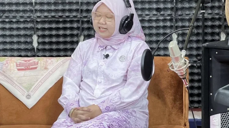 Tanah Wari Angkat Kearifan Lokal Bangka Belitung lewat Fashion