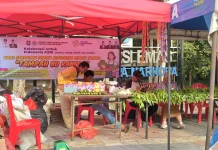 Tukar Sampah dengan Sayur di Posko Ramadan Fair DLH Bangka