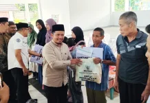 Baznas Babel Salurkan Bantuan Rp153 Juta di Belitung
