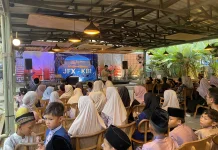 JFX-KBI Bukber dengan Pelaku Pasar Fisik Timah dan Panti Asuhan