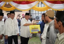 Safari Ramadan, Pemprov Babel Salurkan Hibah dan Bansos di Beltim