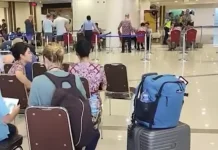 Ribuan Penumpang Batal Terbang Konflik AS-Iran