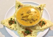 Kue Ragit Khas Palembang Nikmat Disajikan Kuah Kari