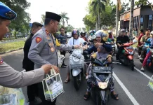 HUT ke-23, Polda Babel Bagikan 1.300 Paket Takjil
