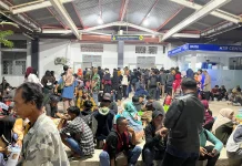Pemudik Masih Padati Pelabuhan Tanjung Kalian hingga Malam