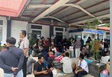 Penumpukan Pemudik Penumpang di Tanjung Kalian akibat Tiket Tidak Sesuai Jadwal