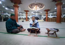 Maknai Perubahan Waktu setelah Ramadan dengan Beribadah