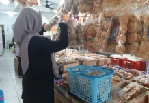 Arus Balik Lebaran, Toko Oleh-Oleh Sarat Pembeli