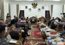 Pemkab Bangka Desak Perusahaan Tingkatkan Harga Sawit Petani