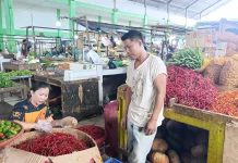 Harga Bumbu Dapur di Pasar Lipat Kajang Masih Tinggi