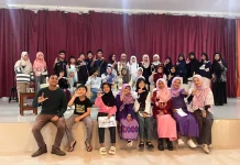 Komunitas Lira Lebah Adakan Bedah Buku Sagak Karya Ira Esmiralda