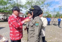 Sebanyak 15 Petugas Tindak Internal Satpol PP Belitung Timur Resmi Dikukuhkan