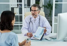 Selfdiagnose di Media Sosial Jadi Perhatian Anak Muda