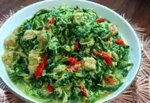 Daun Ubi tanpa Santan, Gurih dari Teri Nasi