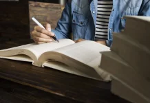 Kebiasaan Membaca Dapat Menumbuhkan Minat Menulis Anak Muda
