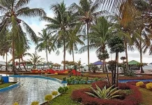 Pesona Pantai Tuing Indah di Pulau Bangka