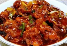 Merah Menggoda, Sensasi Ayam Pedas Bikin Selera Meledak