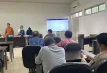 KTB UKM dan Institut Pahlawan 12 Kembangkan Produk Lokal