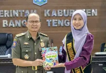 Eva Algafry Luncurkan Buku 'Kumpulan Cerita Anak Hebat'