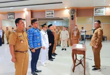 Bupati Riza Herdavid Lantik 13 Pejabat