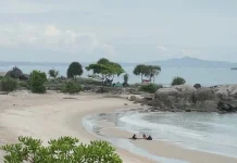 Wisata Pantai Rambak Jadi Pilihan Liburan Warga