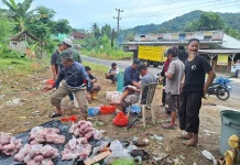 Masjid Al-Ikhlas Salurkan Daging Kurban kepada 210 Penerima
