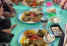 Buras Makanan Khas Sulawesi Selatan di Momen Kebersamaan Hari Raya