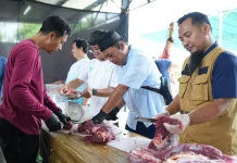 PLN Babel Salurkan Ribuan Paket Daging Kurban