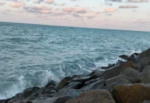 Sampah Ancam Kelestarian Laut Bangka Belitung