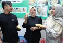 Antusiasme Masyarakat Warnai Pembukaan Bazar Durian di Pangkalpinang