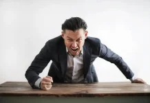 Menahan Amarah Cegah Penyesalan dalam Kehidupan
