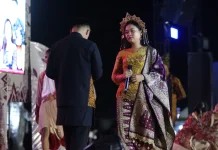 Pendengar RRI Pro Empat Sungailiat Suarakan Kebanggaan Berkebaya