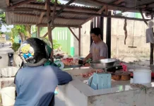Harga Ayam di Pasar Higienis Air Ruai Naik, Kini Tembus Rp43 Ribu per Kilogram