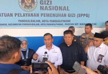 Menteri Wihaji Tinjau SPPG di Lontong Pancur