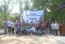 Bupati Markus Serahkan RLH kepada Warga Pelangas