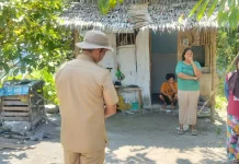 Warga Surya Timur Tinggal di Rumah Atap Rumbia Bolong, Kelurahan Ajukan RLH