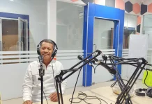 Jaga Sungai Upang, Penggiat Lingkungan dan Warga Gelar Aksi Tanam Pohon