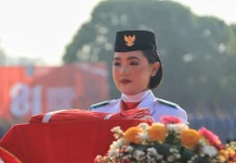 Anak Buruh Harian Dipercaya Bawa Baki HUT RI di Belitung