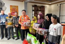 150 Warga Beltim Terima Bantuan Sosial Permakanan dan Sandang