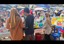 Omzet Tembus Rp1 Juta, Pedagang Es Ketiban Berkah Karnaval HUT RI