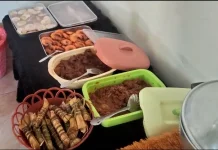 Ketupat Lepat Opor Sajian Khas Warga Kayu Besi saat Maulid