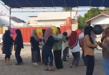Joget Bawa Balon di Sri Pemandang Meriahkan HUT ke- 81 RI