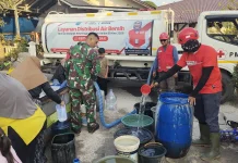 PMI Belitung Salurkan 295.000 Liter Air ke 59 Titik di Belitung saat Kemarau