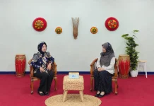 Sopiah Bagikan Tips Atasi Ragu Menulis Puisi