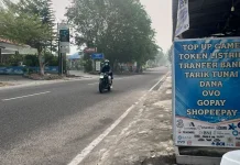 Kabut Asap Selimuti Sungailiat Warga Keluhkan Udara Tak Nyaman